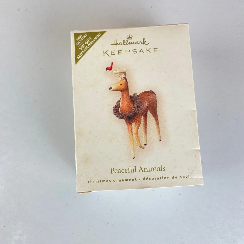 Vintage Hallmark Keepsake Christmas Ornament Peaceful Animals Reindeer 2007